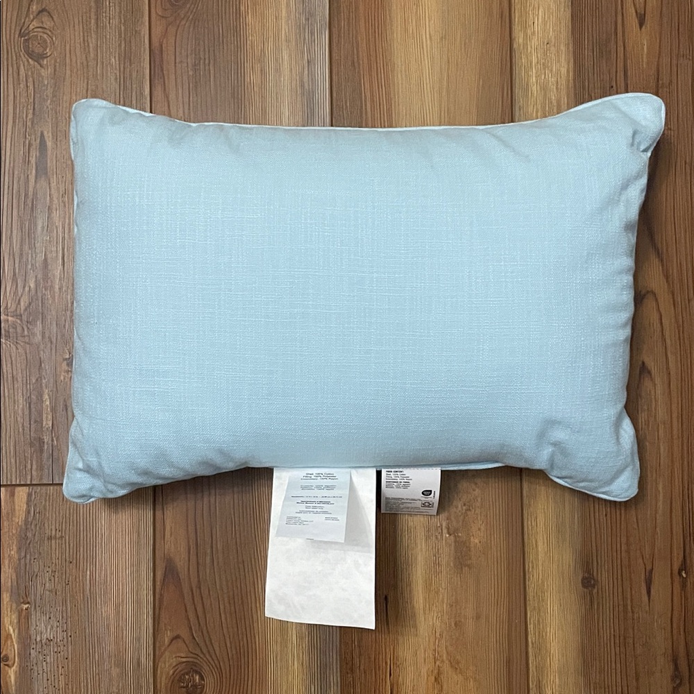 “Let it Snow” Pillow - Picture 3 of 3